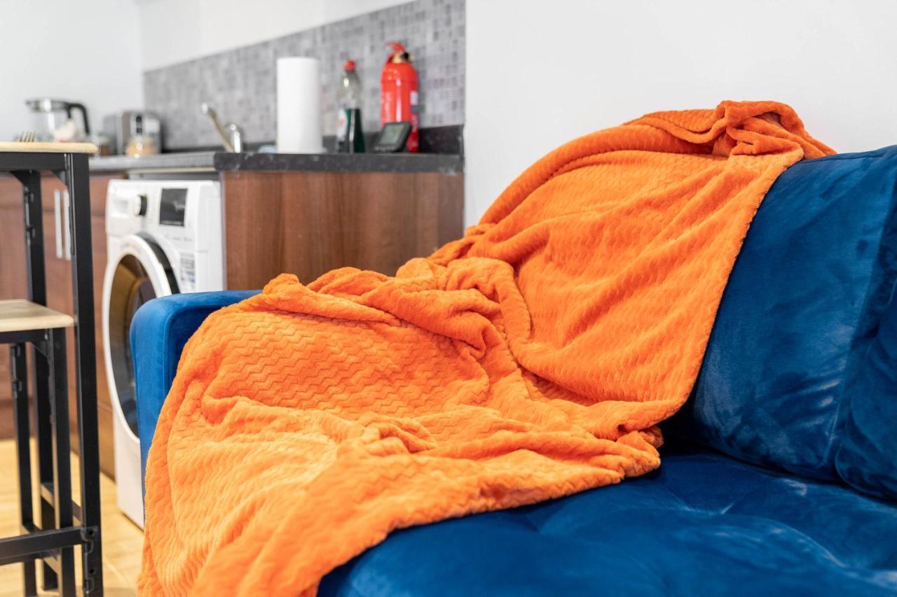 2 Bedroom Loft And Spacious Apt- One Choice Stays- Jq Birmingham Eksteriør bilde